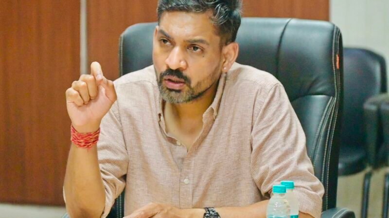 मानसून में सतर्कता ही सुरक्षा, डीएम ने सभी विभागों को किया अलर्ट, दिए आवश्यक निर्देश