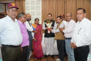 मुख्यमंत्री से मुलाकात का असर: 21 साल पुरानी सड़क मांग पर एक घंटे में कार्रवाई, 15 दिन में मांगी रिपोर्ट
