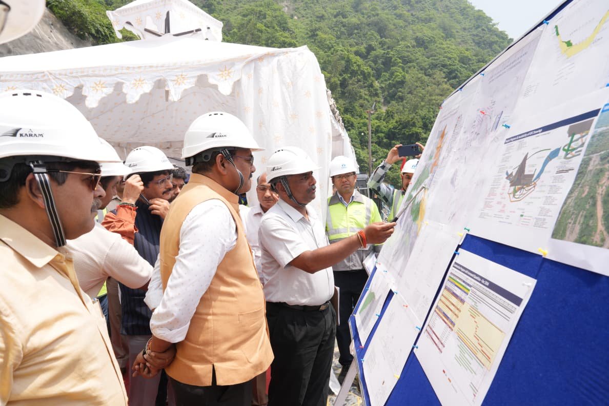 मुख्य सचिव ने किया लखवाड़ बहुउद्देशीय परियोजना का स्थलीय निरीक्षण, 2031 तक कार्य पूर्ण किए जाने के दिए निर्देश