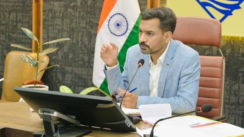 मानसून में आपदा एवं डेंगू रोकथाम को लेकर डीएम सख्त