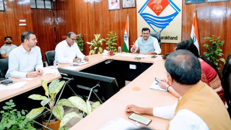 सभी विश्वविद्यालय तैयार करें पांच वर्ष का प्लान: मुख्य सचिव  