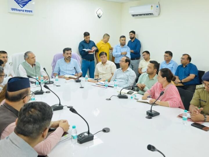 आपदा तैयारी को लेकर राज्य आपदा प्रबंधन सलाहकार समिति के उपाध्यक्ष ने की समीक्षा, अधिकारियों को दिए आवश्यक दिशा-निर्देश