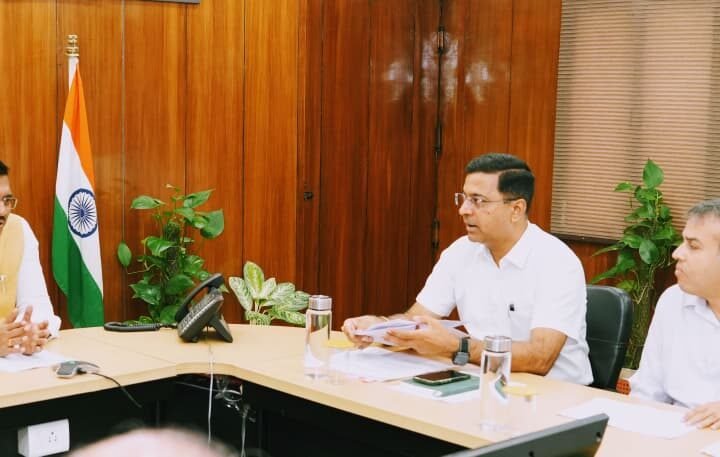 मुख्य सचिव ने कि सड़क दुर्घटनाओं में घायलों के त्वरित उपचार को लेकर सम्बन्धित विभागों के साथ समन्वय बैठक