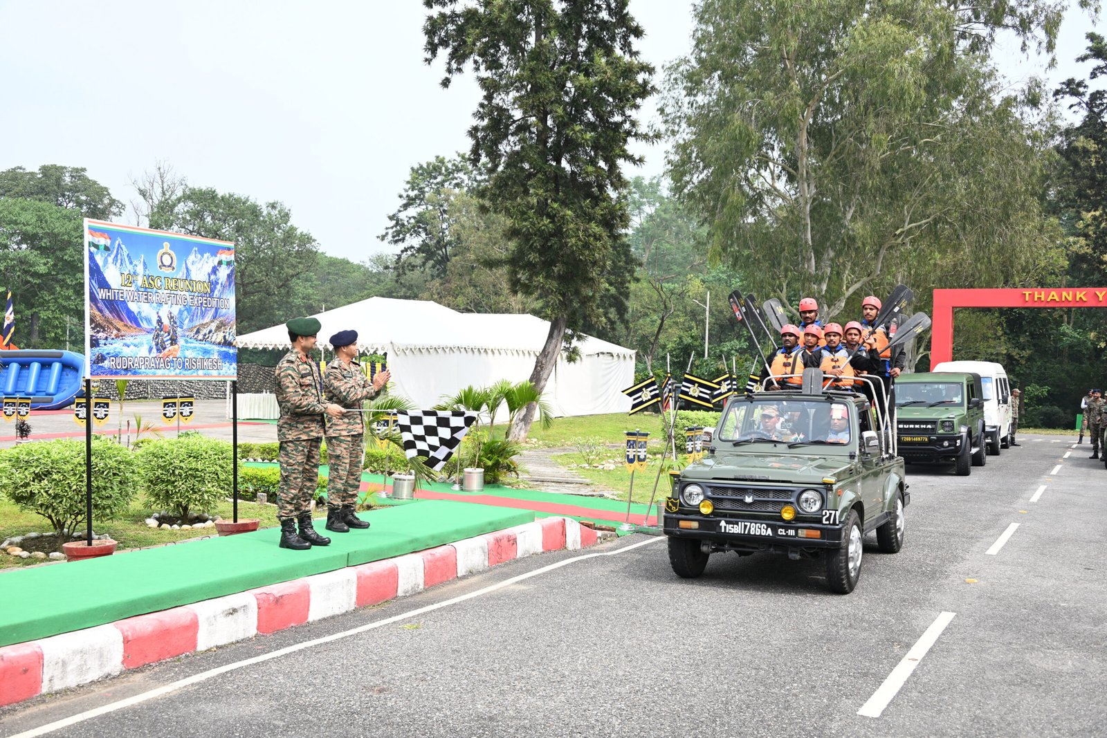 आर्मी सर्विस कोर व्हाइट वॉटर राफ्टिंग एक्सपीडिशन 2026 को देहरादून से हरी झंडी दिखाकर किया रवाना 